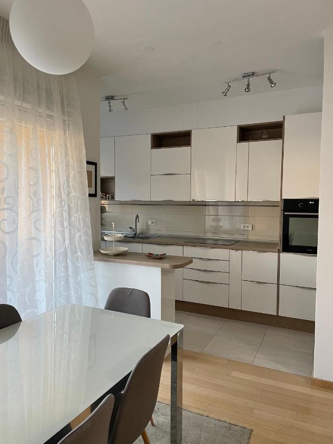 Sofia Apartment *